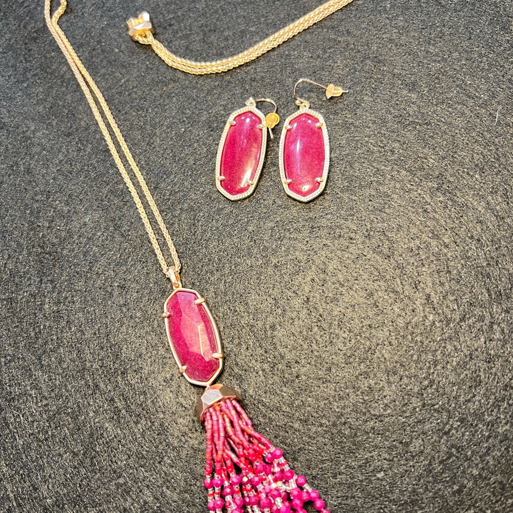 Cranberry colored Kendra Scott set- necklace and earrings.
